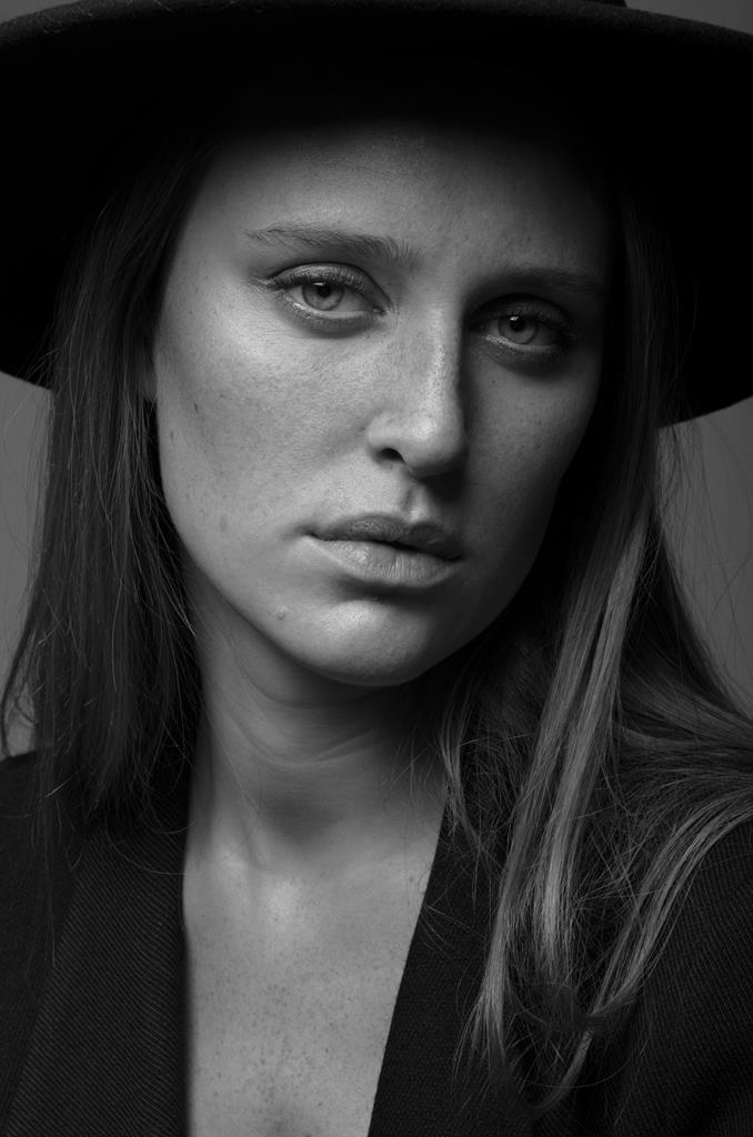 sesja biznesowa w Gdańsku, sesja wizerunkowa Trójmiasto, sesja do social mediów, sesja portret na linked in, sesja kobieca w Gdańsku, sesja wizerunkowa w plenerze Trójmiasto, voucher na sesję kobiecą, karta podarunkowa na sesję kobiecą, sesja ciążowa studyjna w Gdańsku, zdjęcie e-commerce, zdjęcia look book Gdańsk, Fotograf Trójmiasto Gdańsk Sopot Gdynia, fashion photo shoot, fashion photo session, Fotograf modowy w Gdańsku w Trójmieście, Sesja modowa w Gdańsku, sesja fashion Gdańsk, sesja lookbook, zdjęcia life style, zdjęcia na social media, head shot